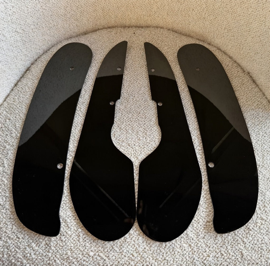 BMW F40 F44 1 series mud flap guards set of 4x