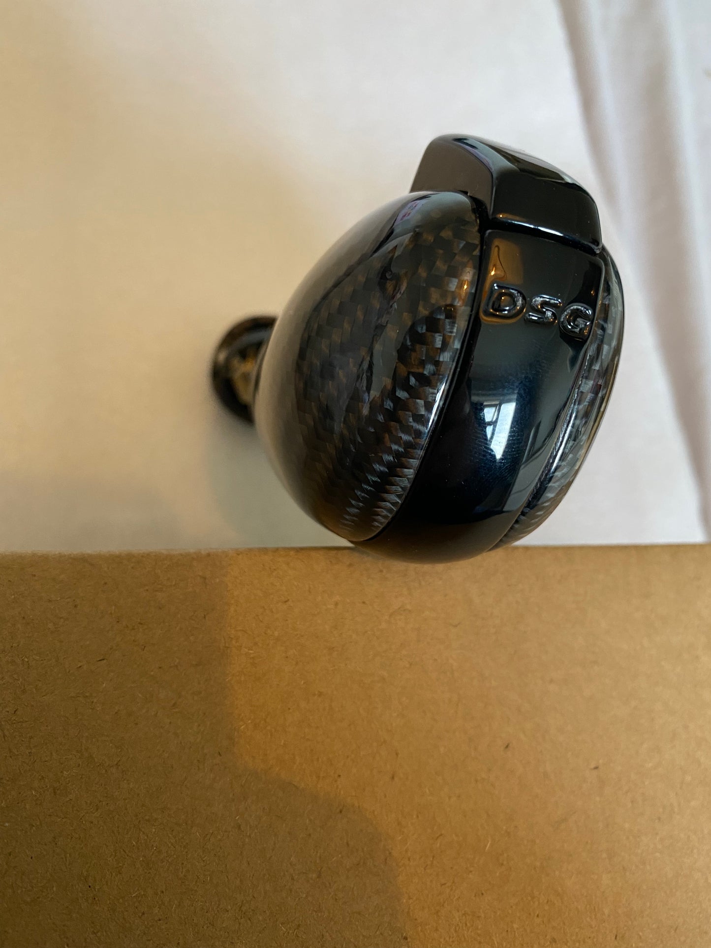 Carbon fibre & Gloss black DSG Gear knob unit